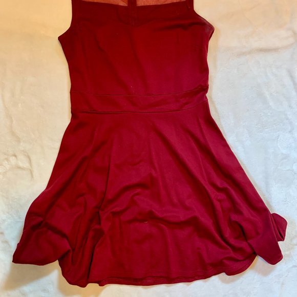 Sheer/Skater Style/Burgundy Midi Dress - Picture 2 of 2